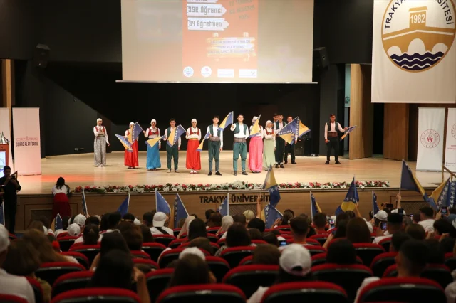 Edirne'de Balkan Gençlik Buluşmaları Yaz Kampı Renkli Başladı