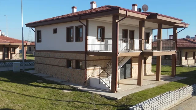 Bakan Murat Kurum'dan Yangınlar Sonrası Yeniden İnşa Mesajı