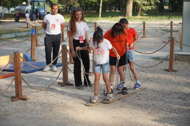 Geleneksel Oyunlar Tırı Edirne'de Çocuklara Unutulmaz Anlar Yaşattı
