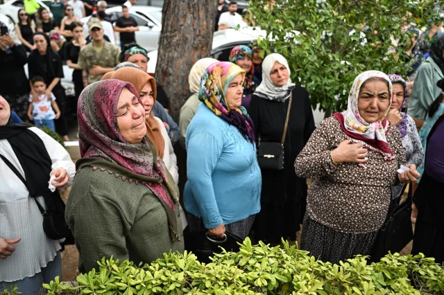 Şırnak'ta Şehit Verilen Mehmet Ali Yıldırım Adana'da Son Yolculuğuna Uğurlandı