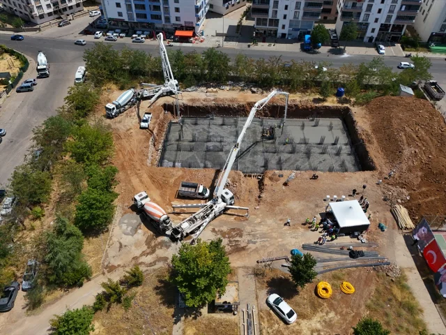 Bingöl'de Hayırseverlerin Katkısıyla Yeni ve Güvenli Okullar Yükseliyor