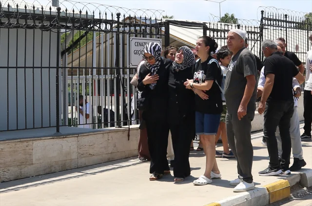 Antalya'da Kaza Sonucu Hayatını Kaybeden Üniversite Öğrencisi Toprağa Verildi