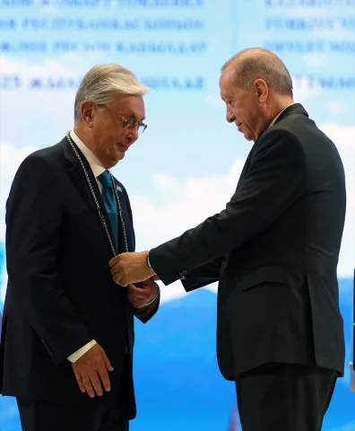 Kazakistan ve Türkiye Arasındaki Kardeşlik Bağı Devlet Nişanı ile Taçlandı