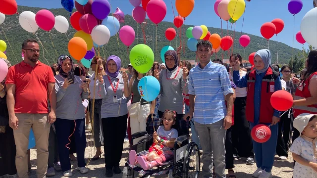 Burdur'da Yağmur'un Hayalini Gerçekleştirme Çağrısına Balonlarla Destek