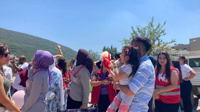 Burdur'da Yağmur'un Hayalini Gerçekleştirme Çağrısına Balonlarla Destek