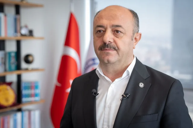 Eğitimde Büyük Değişim: Eğitim Bir-Sen'in 1.5 Milyon Eğitim Çalışanı İçin Talepleri