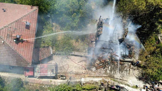 Safranbolu'da Tarihi Bir Konağın Yangınıyla Geçmişin İzleri Alevlere Karıştı