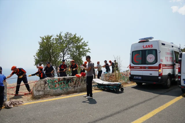 Tekirdağ'da Uçurumdan Düşen Genç Kurtarıldı