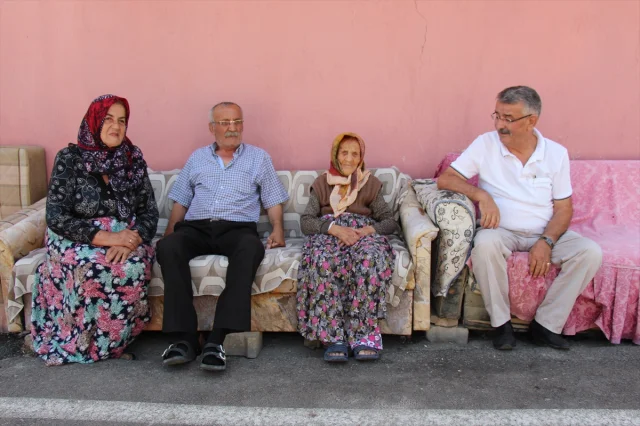 Ispartalı Asırlık Çınarın Uzun Yaşam Sırrı