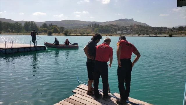 Antalya'da Baraj Gölünde Kaybolan Genç için Umut Dolu Arama Operasyonu