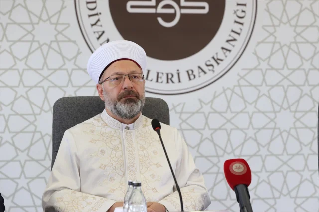 Diyanet Başkanı Erbaş Mevlid-i Nebi'nin 1500. Yılına Dikkat Çekti