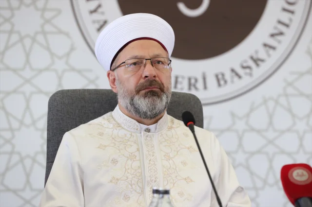 Diyanet Başkanı Erbaş Mevlid-i Nebi'nin 1500. Yılına Dikkat Çekti