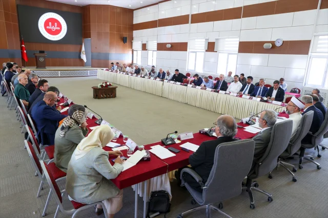 Diyanet Başkanı Erbaş Mevlid-i Nebi'nin 1500. Yılına Dikkat Çekti