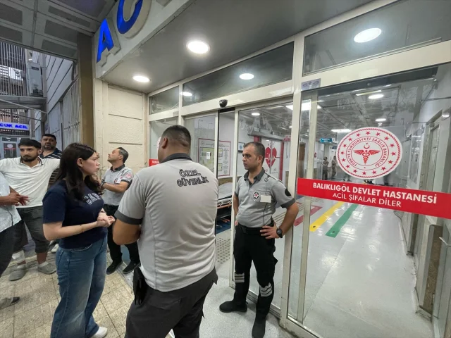 Şanlıurfa'da Hastanede Gerilimli Anlar Güvenlik ve Doktor Saldırıya Uğradı