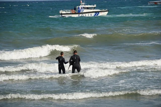 Tekirdağ Kıyılarında Dram: Gençlerden Biri Kurtarıldı, Diğer...