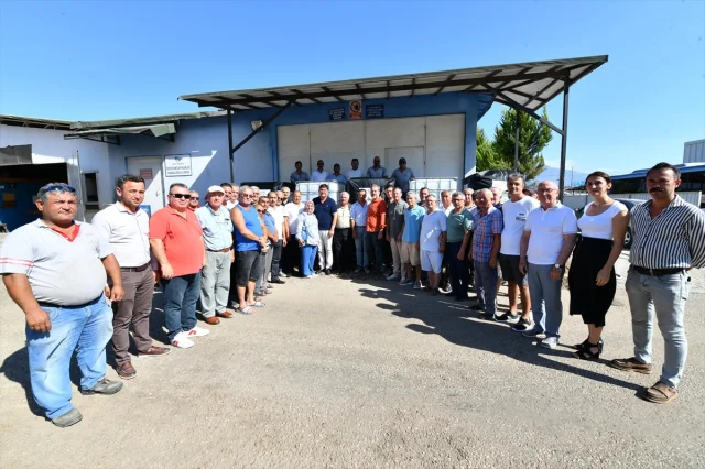 Fethiye'de Arılar İçin Yeni İçme Suyu Noktaları Geliyor