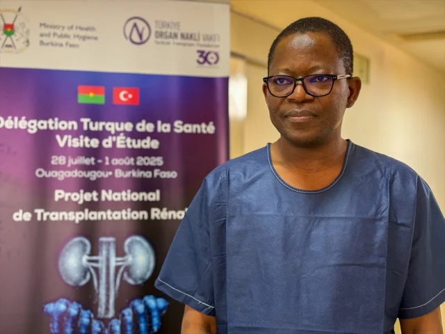 Türk Doktorlar Burkina Faso'da Hayata Umut Oldu