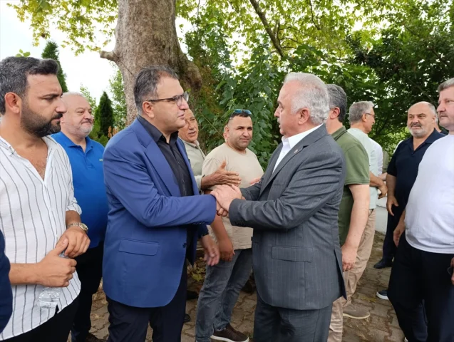 Cem Küçük'ün Babası Erdal Küçük Giresun'da Son Yolculuğuna Uğurlandı