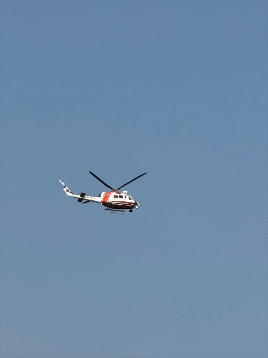 Muğla'da Denizde Kaybolan Kişi İçin Arama Çalışmaları Hız Kesmeden Devam Ediyor