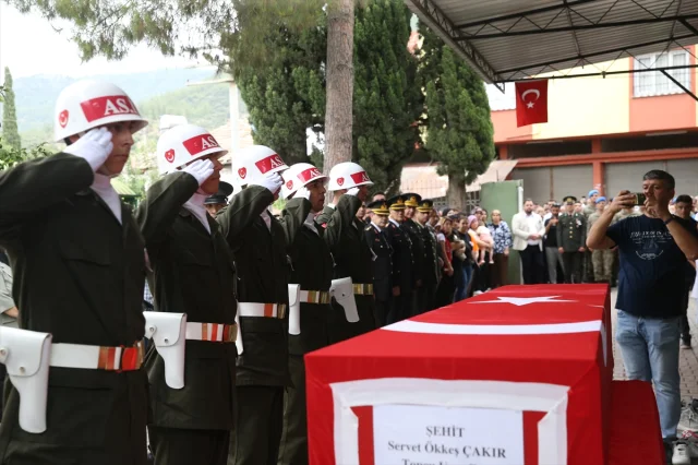 Kahraman Uzman Çavuş Servet Ökkeş Çakır'a Son Veda