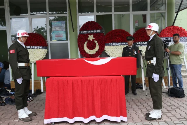 Kahraman Uzman Çavuş Servet Ökkeş Çakır'a Son Veda
