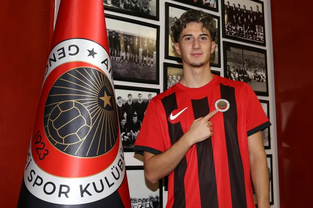 Gençlerbirliği'nin Yeni Transferi: Göktan Gürpüz ile Güçleni...