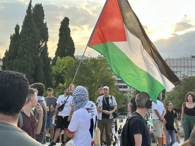 Atina'da Filistin'e Destek İçin Anlamlı Eylem