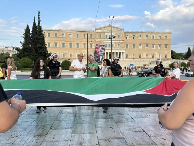 Atina'da Filistin'e Destek İçin Anlamlı Eylem