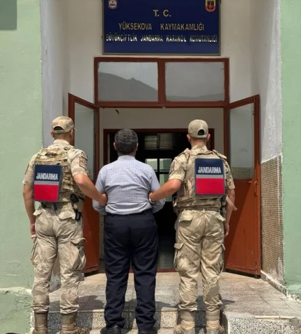 Hakkari'de Aranan Suçlu Başarılı Operasyonla Yakalandı