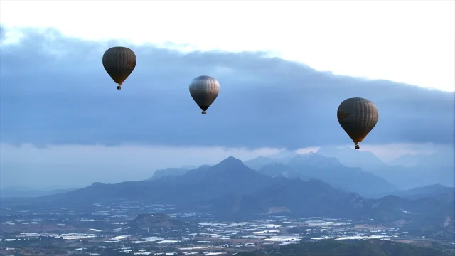 Antalya'nın Sıcak Hava Balonları ile Turizmde Yeni Rota