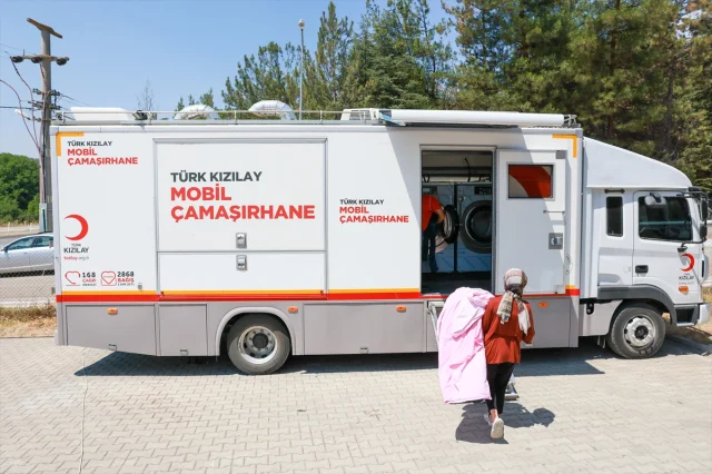 Türk Kızılay Orman Yangınlarıyla Mücadelede Aktif Rol Oynuyor