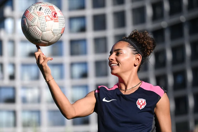 Brezilyalı Futbolcu Rafa Sudre, Şampiyonlar Ligi Hayalini AB...