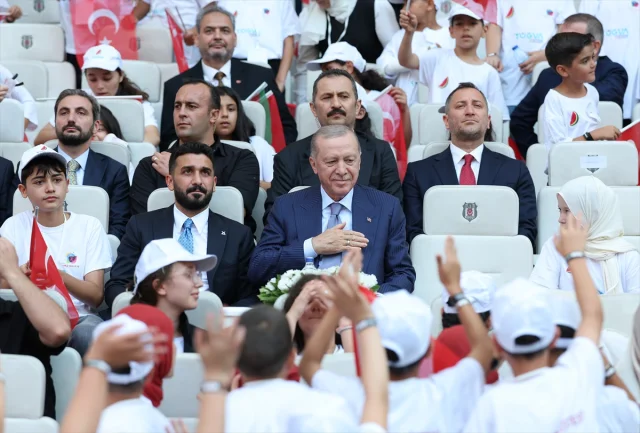 Cumhurbaşkanı Erdoğan'ın Gençlere Verdiği Büyük Sözler