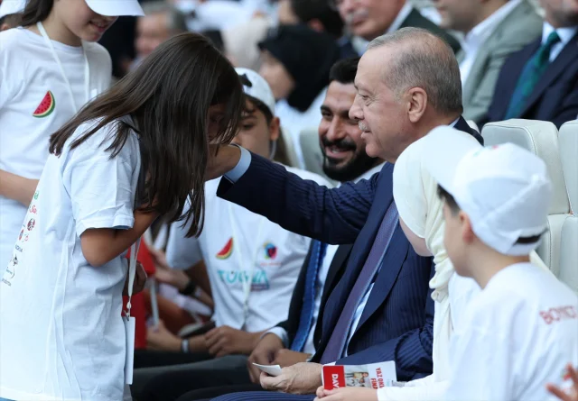 Cumhurbaşkanı Erdoğan'ın Gençlere Verdiği Büyük Sözler