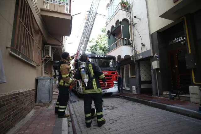 Çanakkale'de Yangın Alarmı Söndü: İtfaiyenin Dikkat Çekici M...