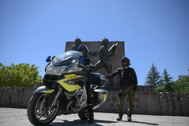 Motosiklet Ambulansları Trafiği Aşıp Hayat Kurtarıyor