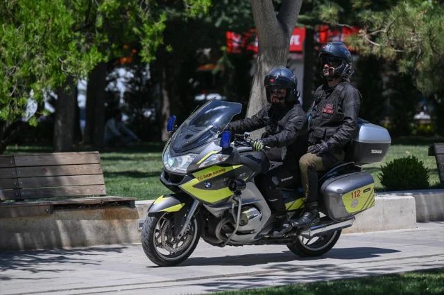 Motosiklet Ambulansları Trafiği Aşıp Hayat Kurtarıyor