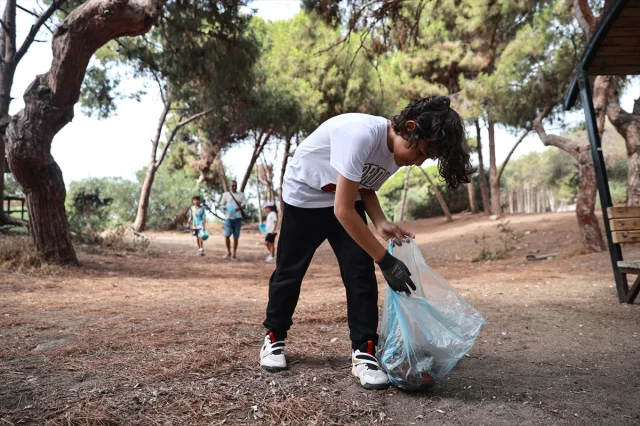 11 Yaşındaki Aras'tan Mersin'de Çevre Temizliği Hamlesi