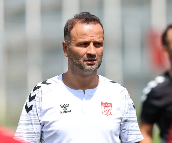 Sivasspor ve Erzurumspor FK Sezonun İlk Maçı İçin Hazırlanıyor
