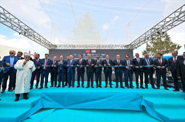 Cevdet Yılmaz: "Kıbrıs'ta İki Devletli Çözüm Vazgeçilmezdir"