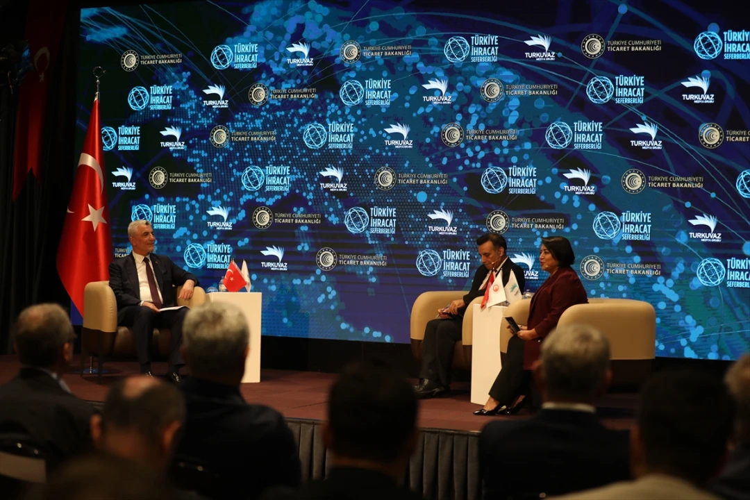 Ticaret Bakanı Bolat Samsun'da İhracat Rakamları Üzerine Açıklamalar Yaptı