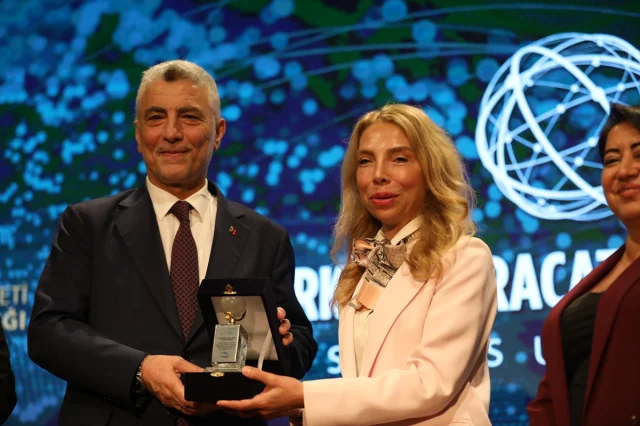 Ticaret Bakanı Bolat Samsun'da İhracat Rakamları Üzerine Açıklamalar Yaptı