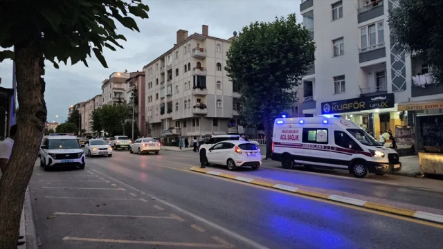 Çorum'da Berberde Silahlı Kavga: İki Husumetli Karşı Karşıya Geldi