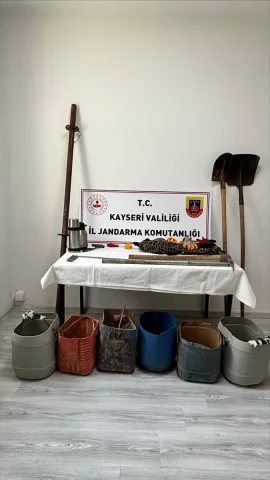 Kayseri'nin Felahiye İlçesinde Kaçak Kazıya Dronla Baskın