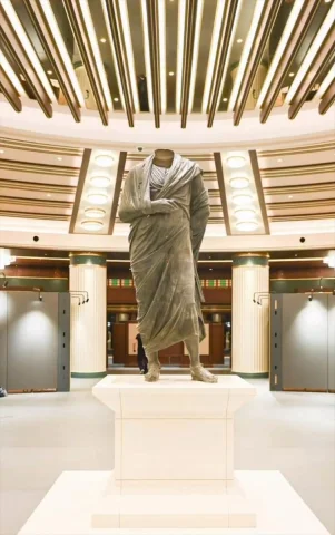 Marcus Aurelius Heykeli Külliye'de Sergileniyor