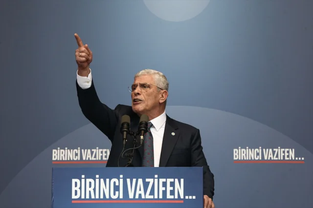 İYİ Parti Lideri Müsavat Dervişoğlu Bursa'da Vurguladı Eşitliği Hukuk Sağlar