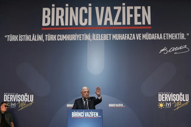 İYİ Parti Lideri Müsavat Dervişoğlu Bursa'da Vurguladı Eşitliği Hukuk Sağlar