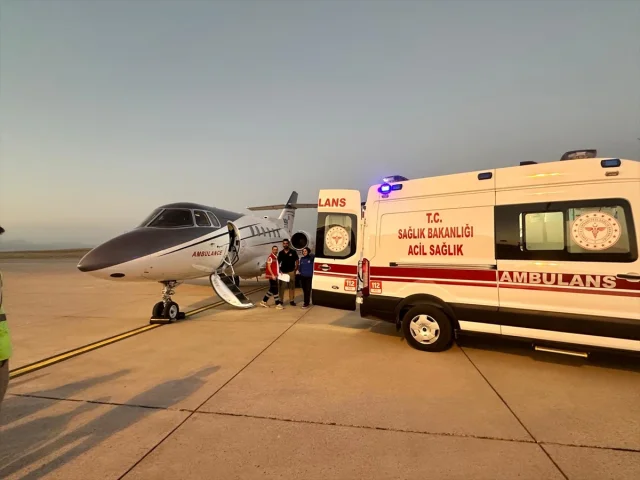 Ağrı'da Kalp Hastası Bebek İçin Hızlı Müdahale: Ambulans Uçakla Ankara'ya Nakil