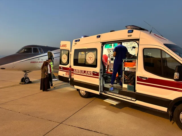 Ağrı'da Kalp Hastası Bebek İçin Hızlı Müdahale: Ambulans Uçakla Ankara'ya Nakil