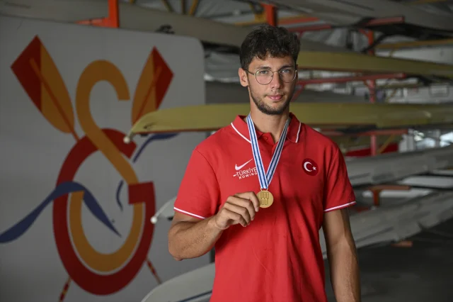 Genç Kürekçi Enes Biber'in Hedefi Büyükler Kategorisinde Zir...